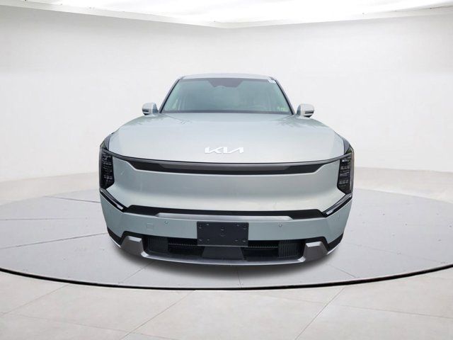 2024 Kia EV9 Light Long Range