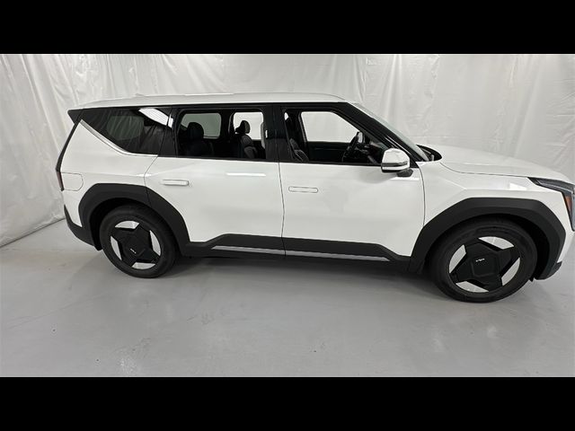 2024 Kia EV9 Light Long Range