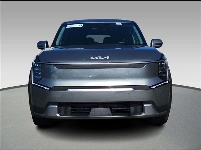 2024 Kia EV9 Light Long Range