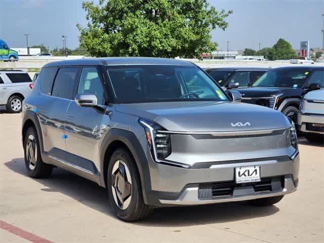 2024 Kia EV9 Light Long Range