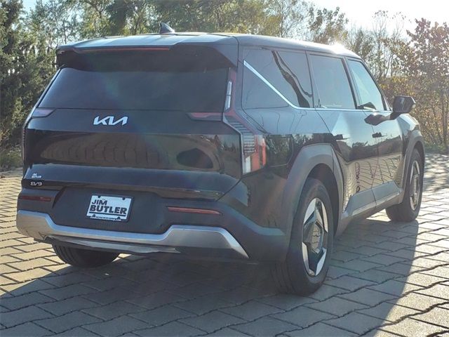 2024 Kia EV9 Light Long Range