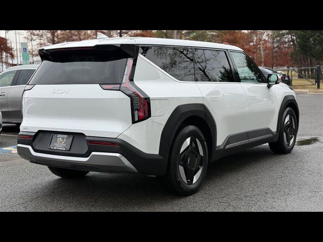 2024 Kia EV9 Light Long Range