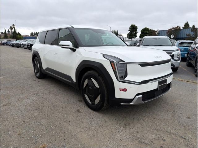 2024 Kia EV9 Light Long Range