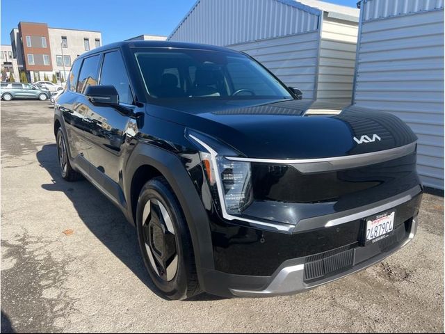 2024 Kia EV9 Light Short Range