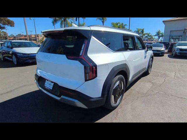 2024 Kia EV9 Wind