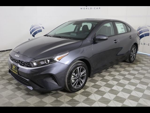 2024 Kia Forte LXS