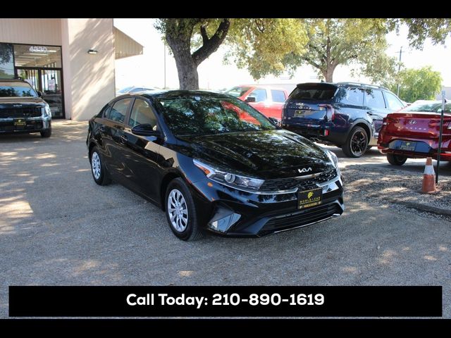 2024 Kia Forte LX