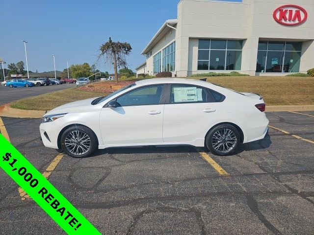 2024 Kia Forte GT-Line