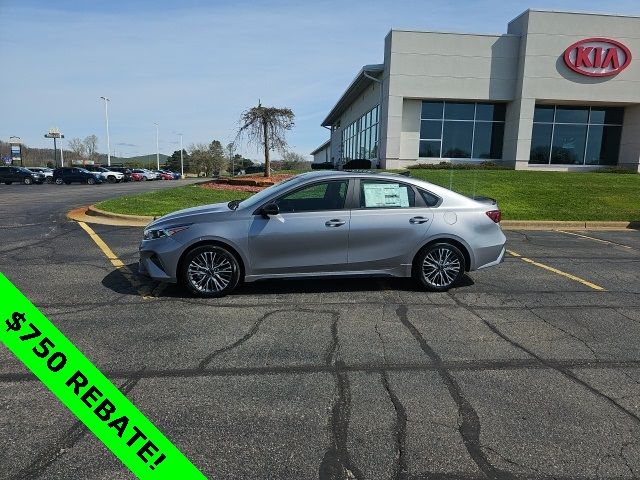 2024 Kia Forte GT-Line