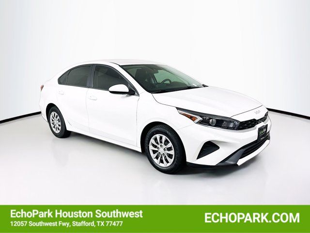 2024 Kia Forte LX