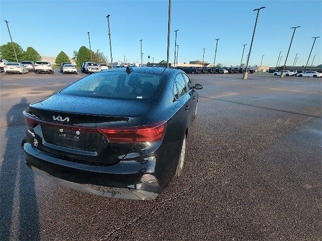 2024 Kia Forte LX