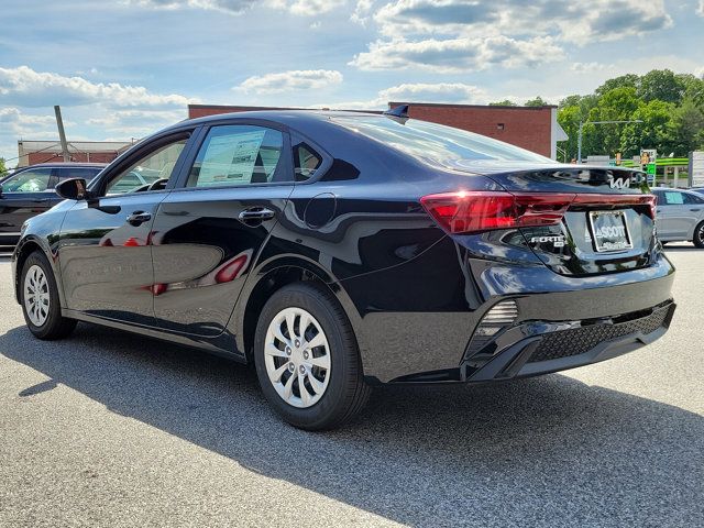 2024 Kia Forte LX