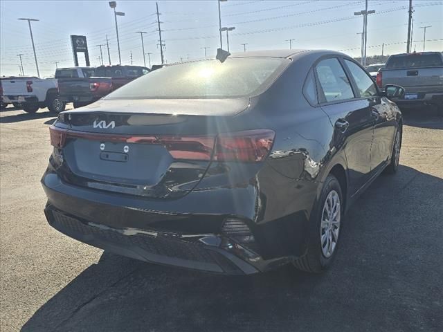 2024 Kia Forte LX