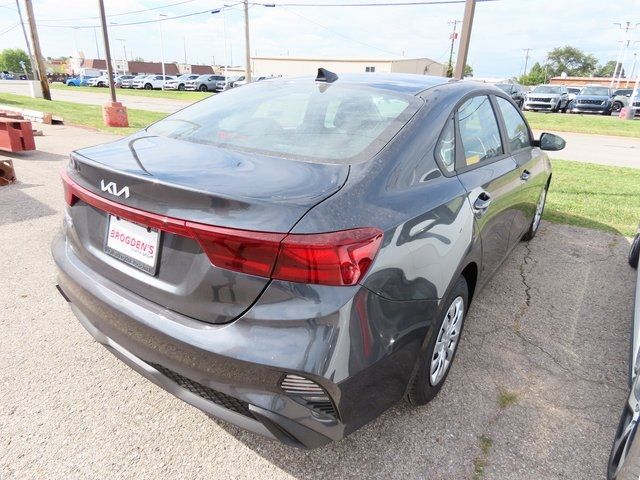 2024 Kia Forte LX