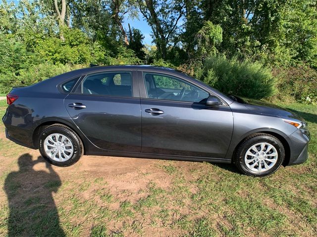 2024 Kia Forte LX