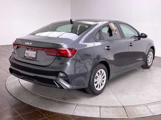 2024 Kia Forte LX