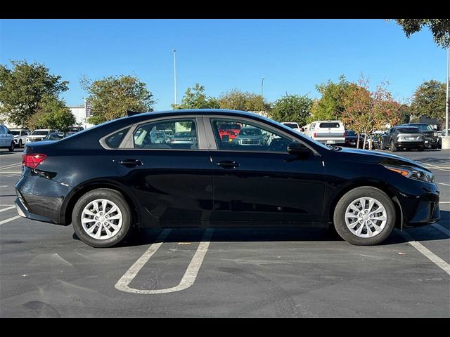 2024 Kia Forte LX