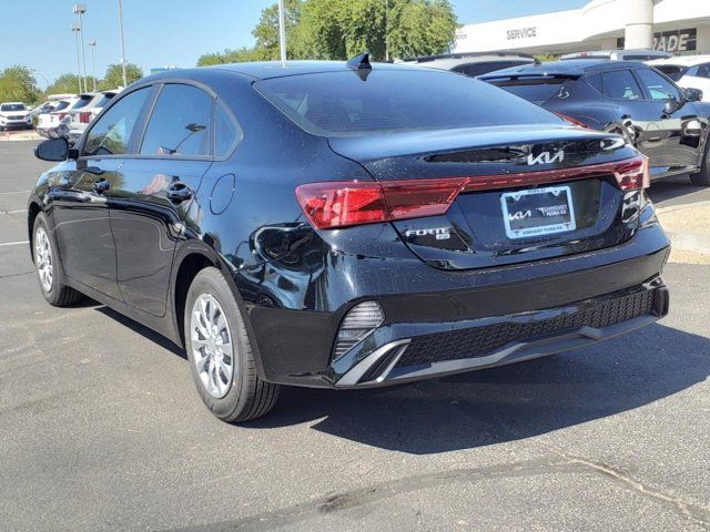 2024 Kia Forte LX