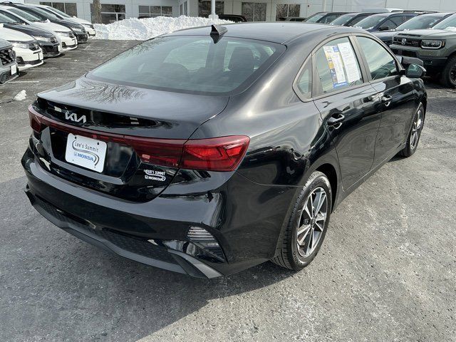 2024 Kia Forte LXS