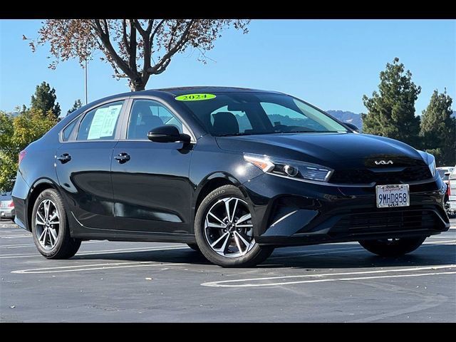 2024 Kia Forte LXS