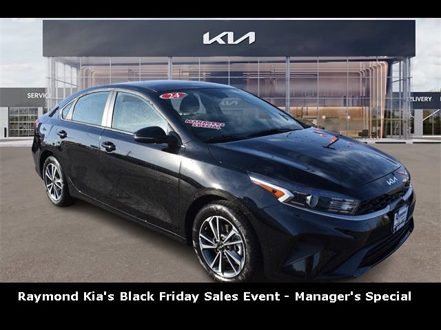 2024 Kia Forte LXS