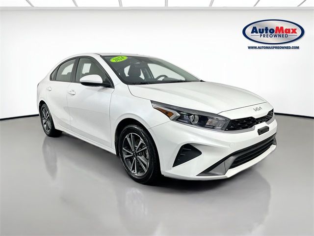 2024 Kia Forte LXS