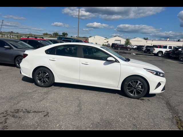 2024 Kia Forte LX