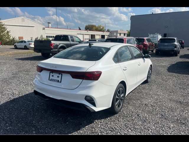 2024 Kia Forte LX