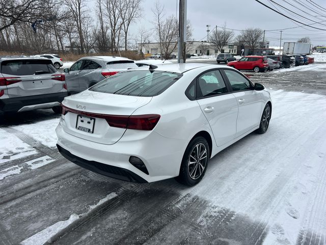 2024 Kia Forte LX