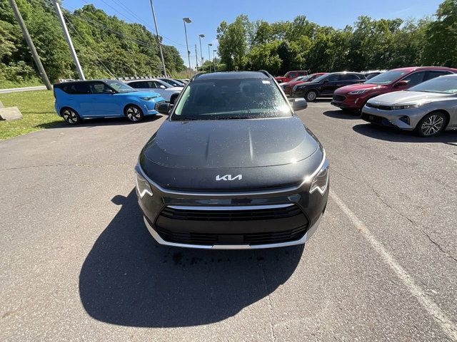 2024 Kia Niro EX