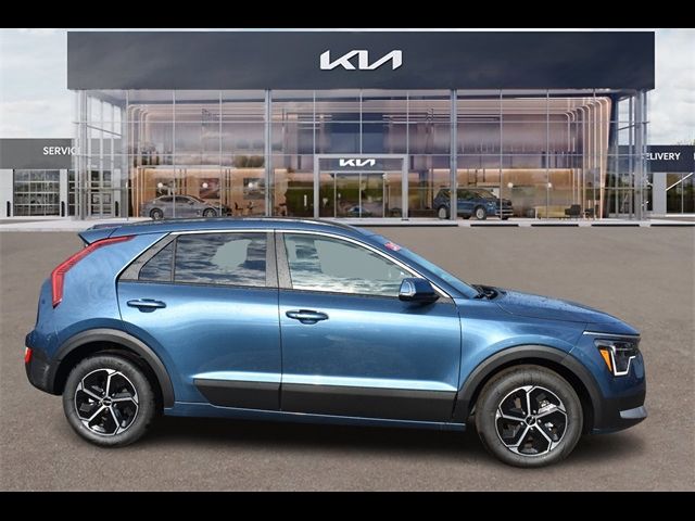 2024 Kia Niro EX