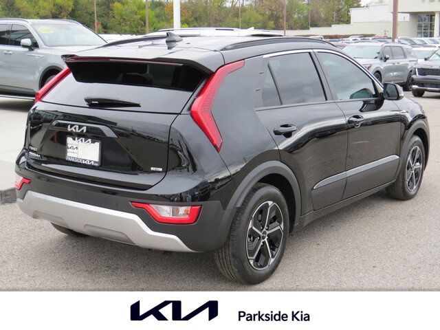 2024 Kia Niro EX