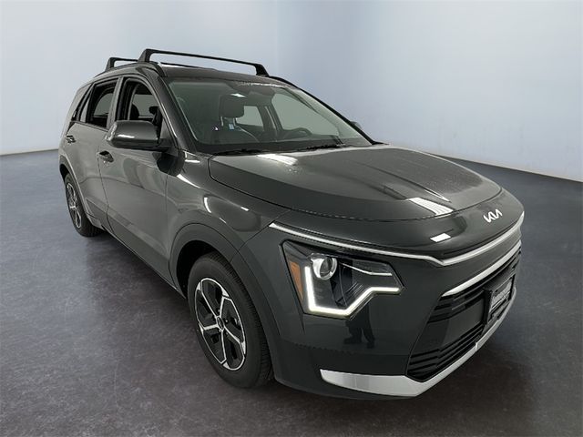 2024 Kia Niro EX