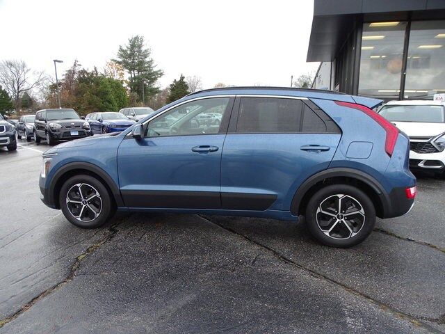 2024 Kia Niro EX