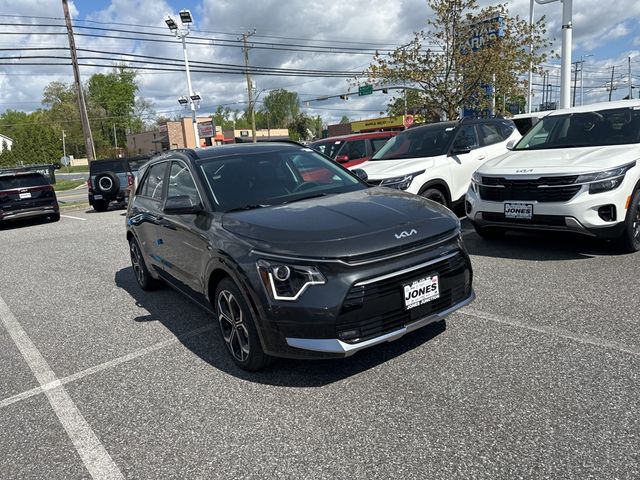 2024 Kia Niro EX Touring