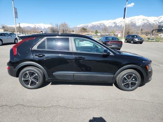 2024 Kia Niro LX