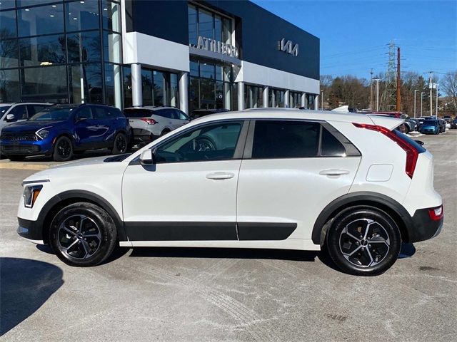 2024 Kia Niro LX