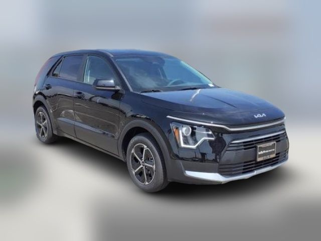 2024 Kia Niro LX