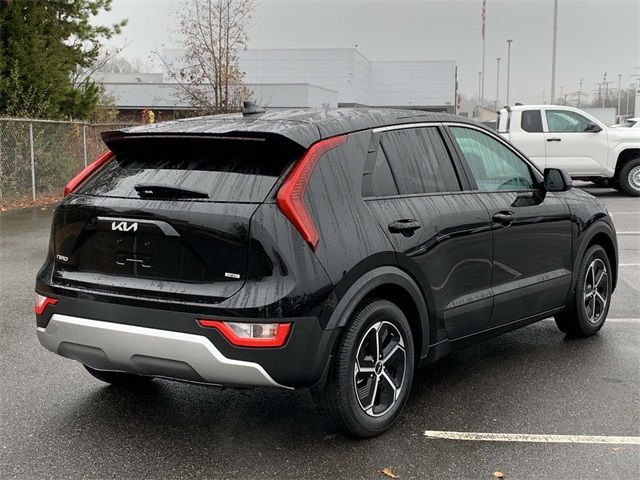 2024 Kia Niro LX