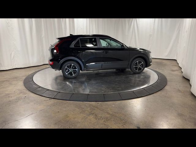 2024 Kia Niro LX