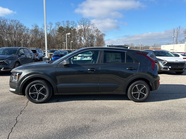 2024 Kia Niro LX