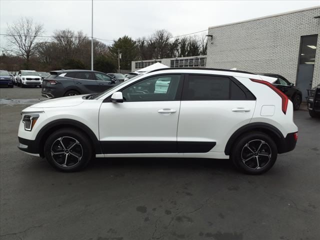 2024 Kia Niro LX