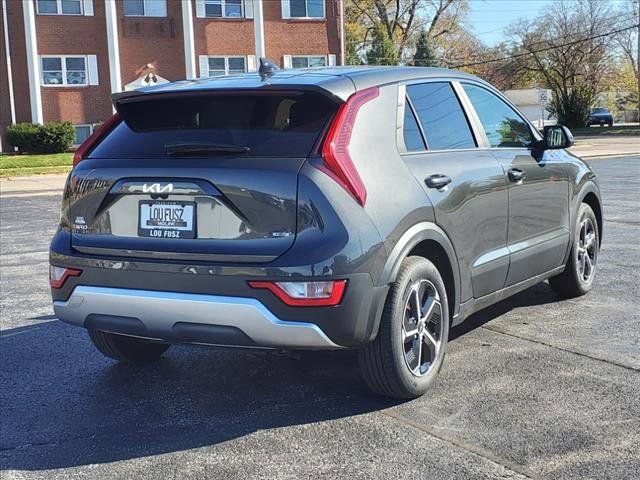 2024 Kia Niro LX