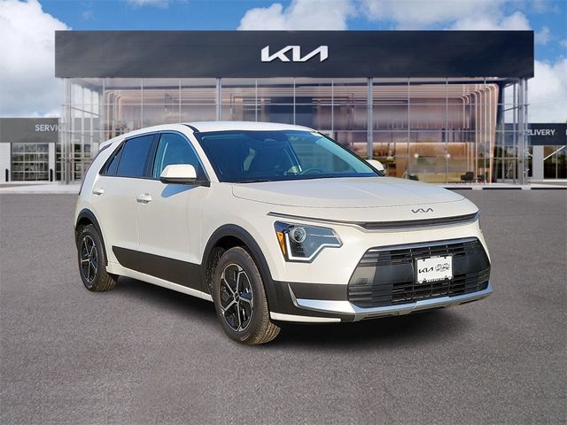 2024 Kia Niro LX