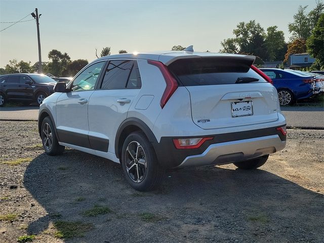 2024 Kia Niro LX