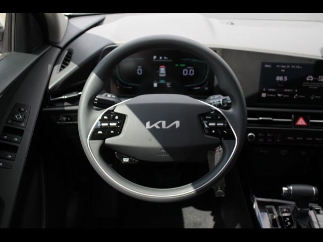 2024 Kia Niro LX