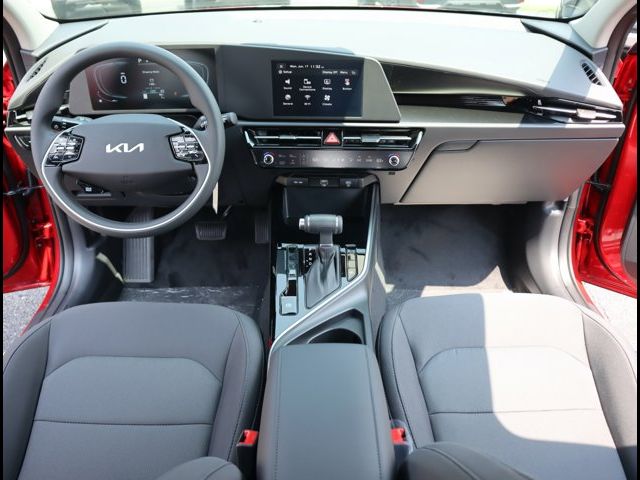 2024 Kia Niro LX