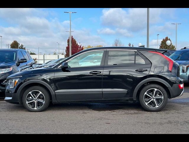 2024 Kia Niro LX