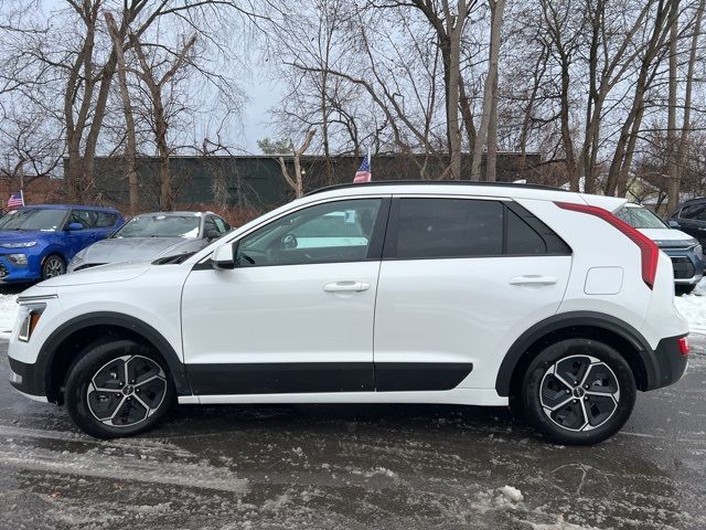 2024 Kia Niro LX