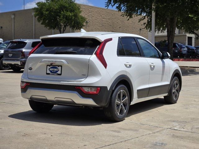 2024 Kia Niro LX